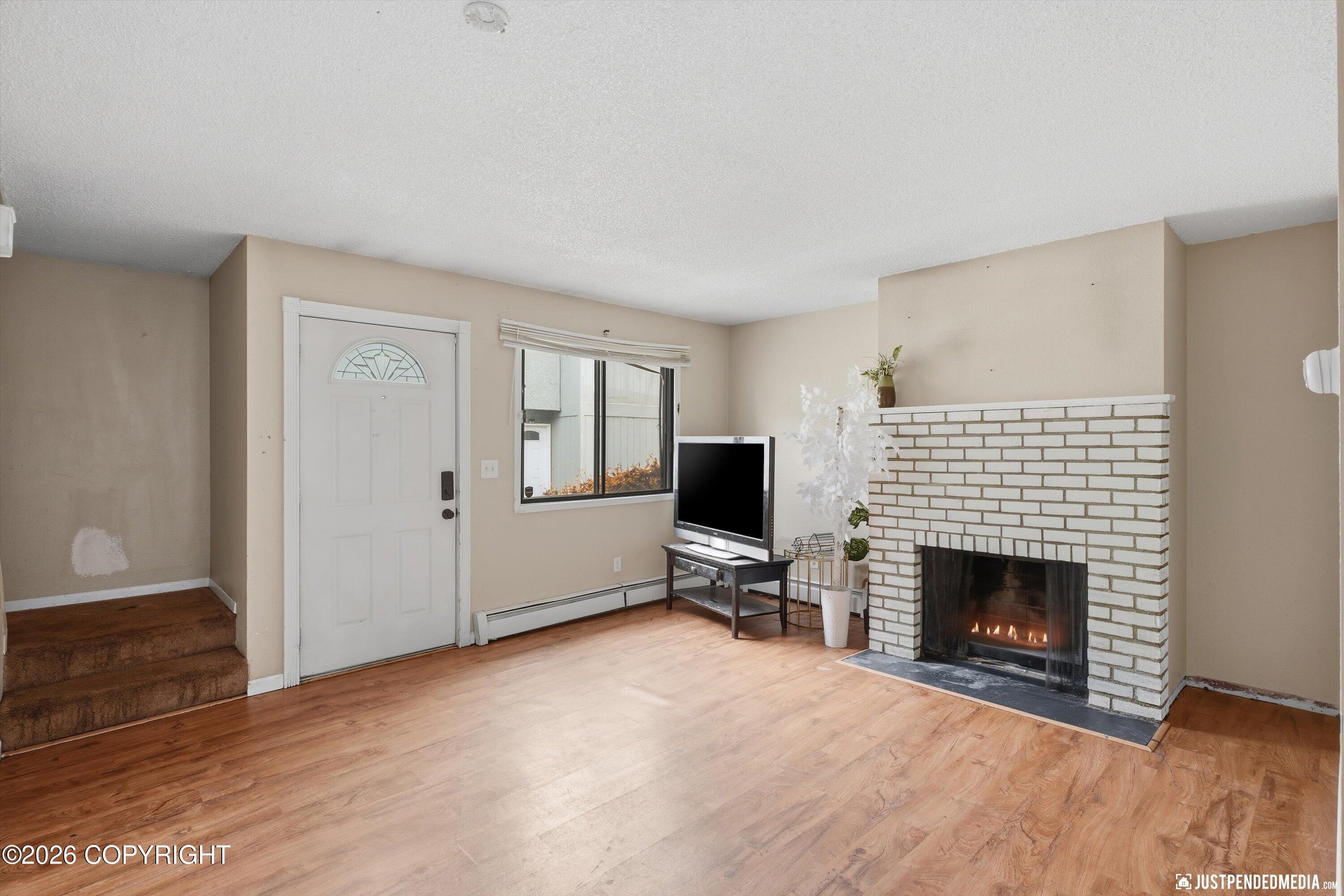 6222 E 12th Avenue #d3 Property Photo 2