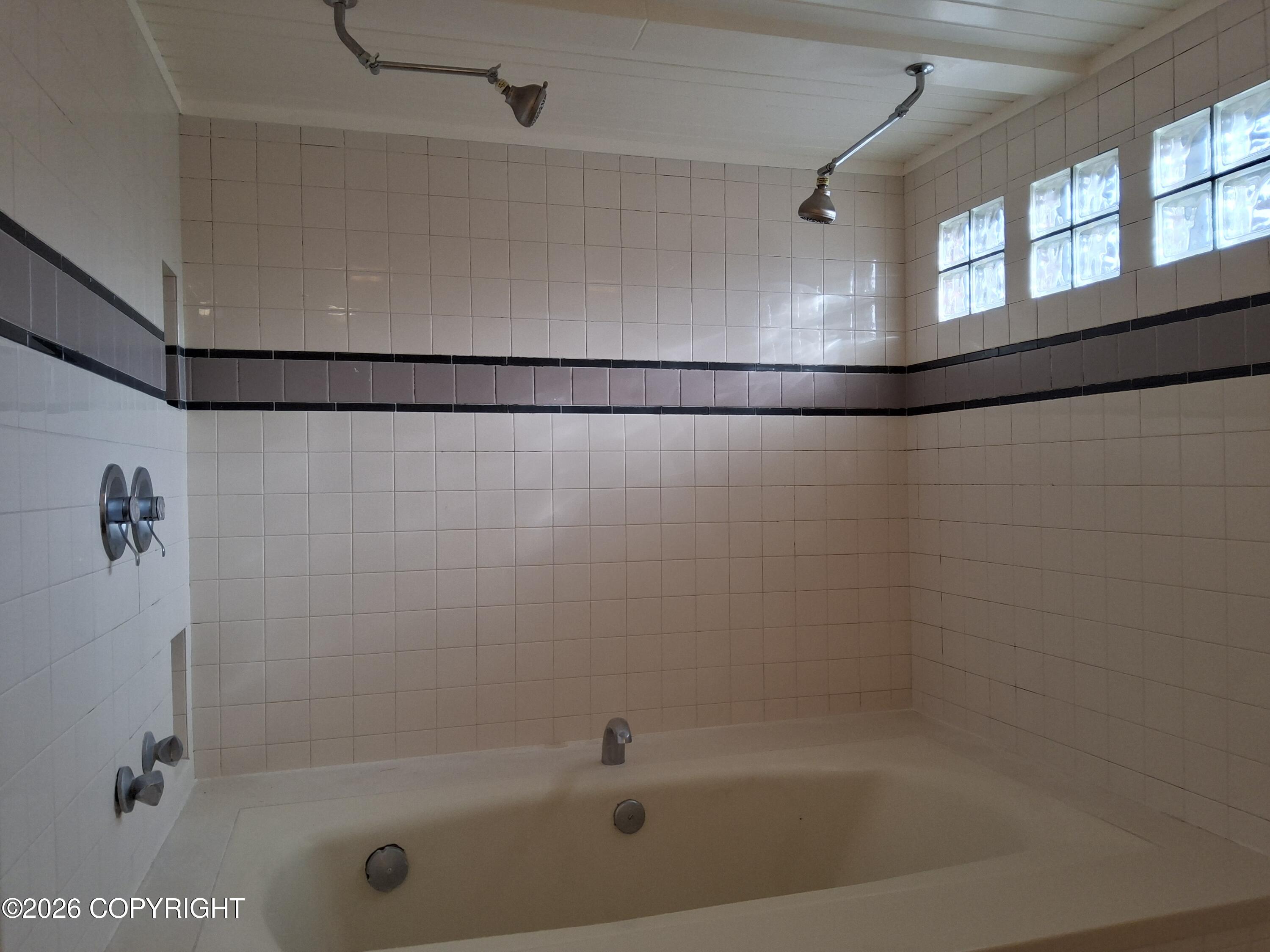 11160 Vosikof Place Property Photo 8