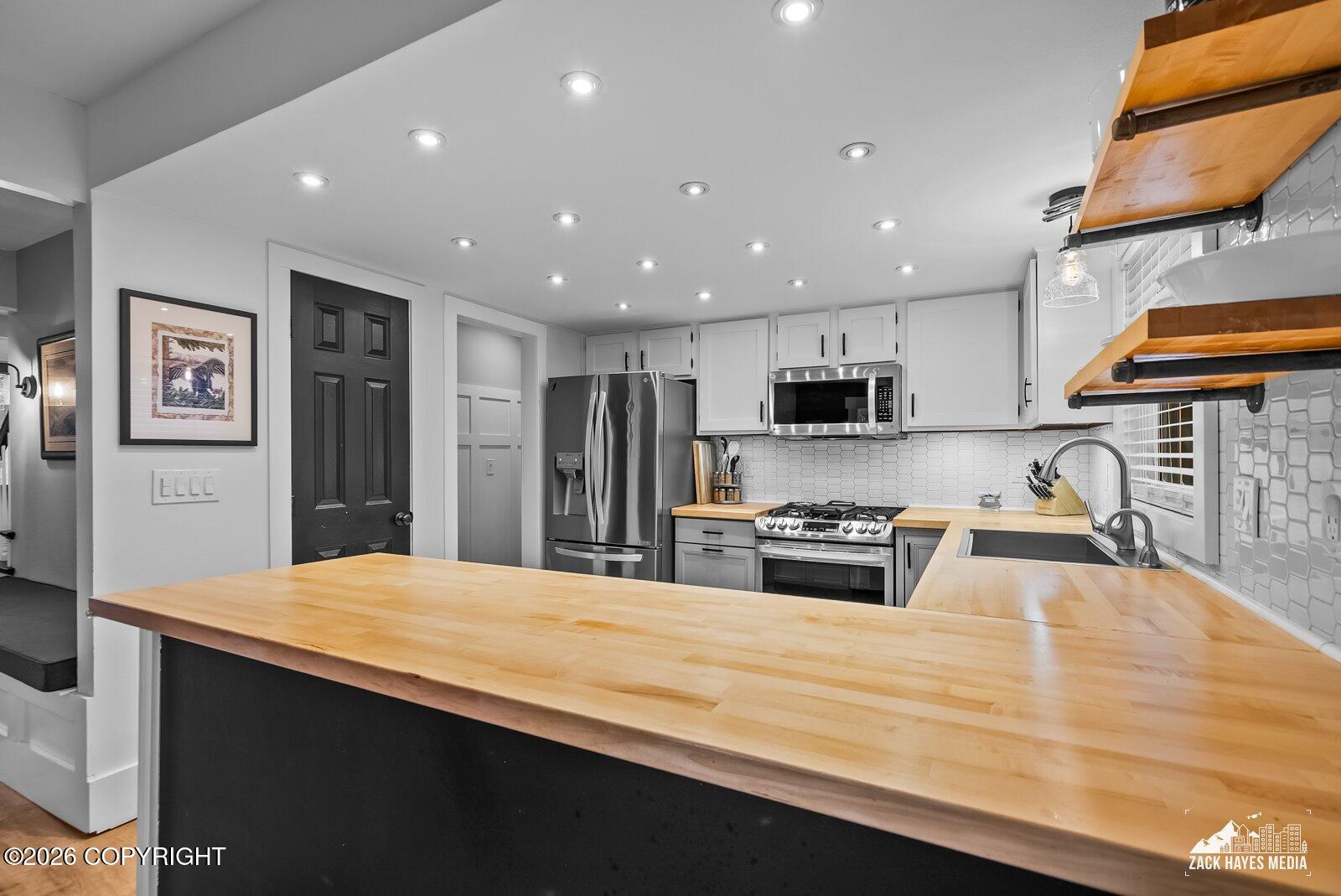 3031 Spinnaker Drive Property Photo 34