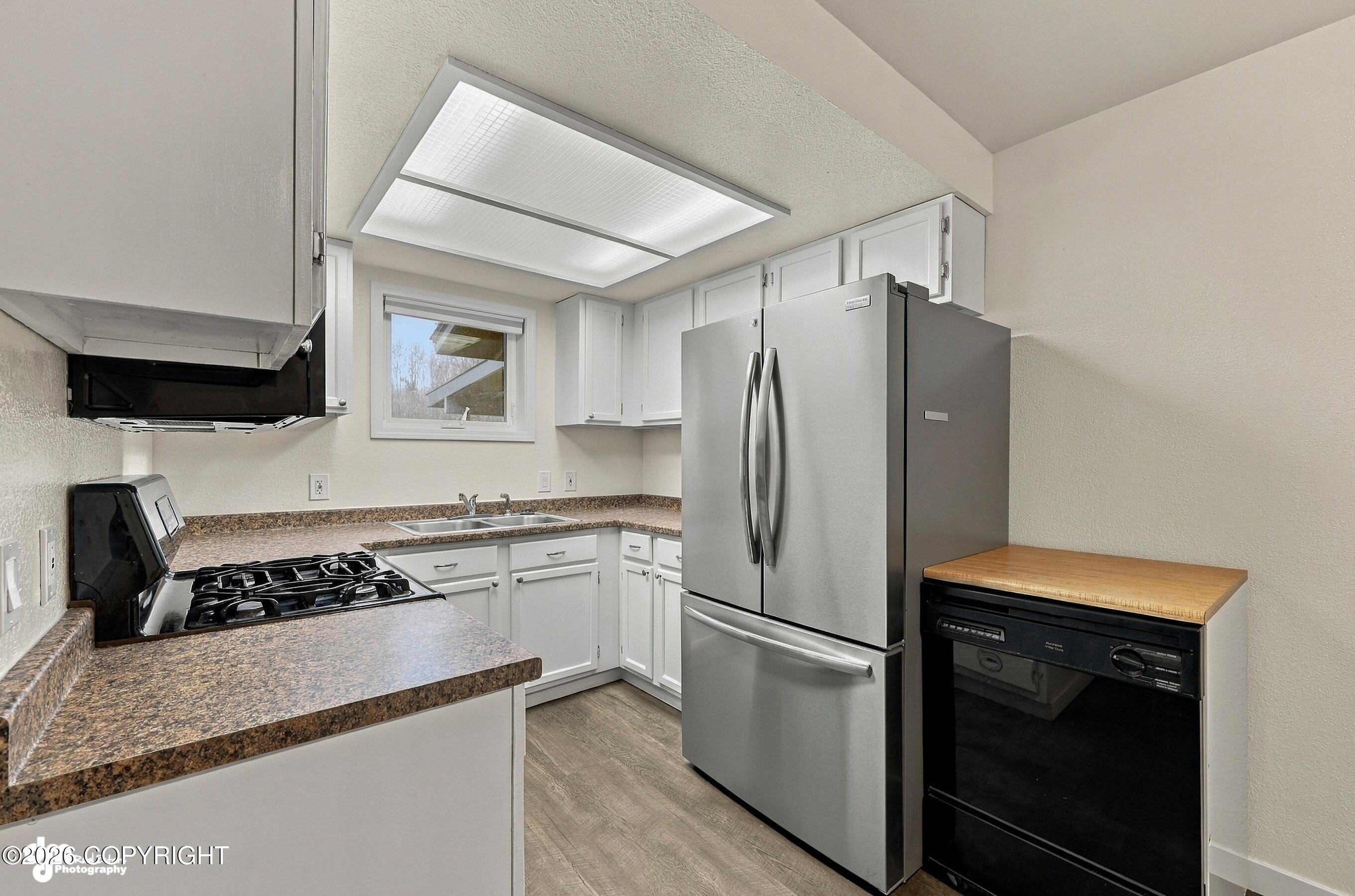 1025 Second Street Property Photo 6