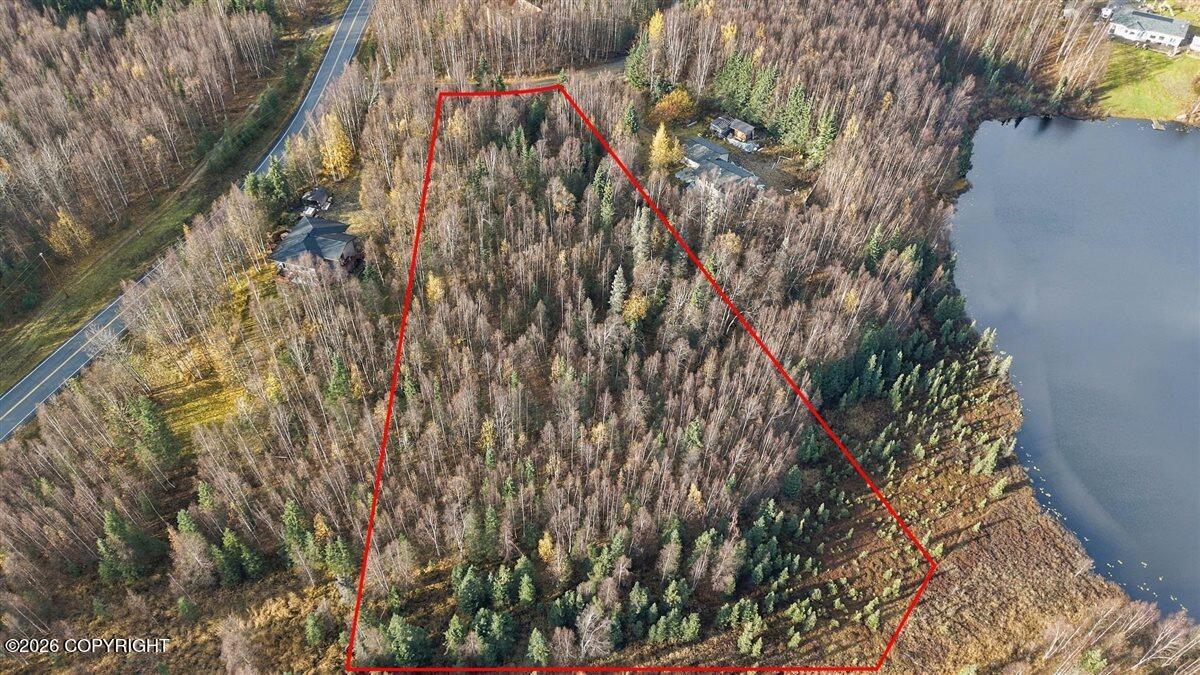 L12 Shay Lynn Circle Property Photo 1