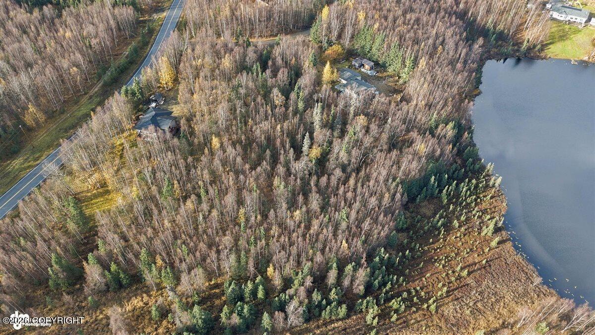 L12 Shay Lynn Circle Property Photo 7