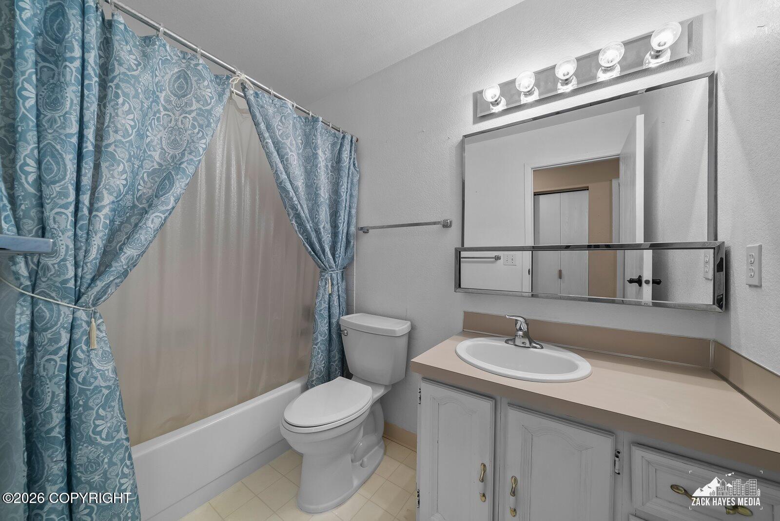 4141 Resurrection Drive Property Photo 28