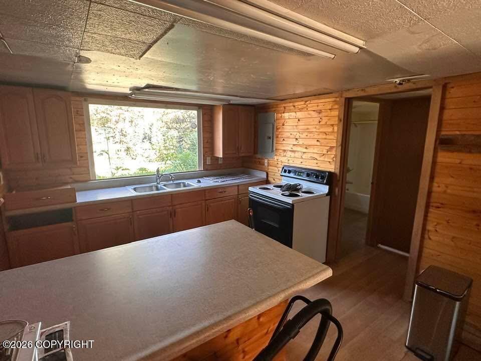 279 Shoreline Drive Property Photo 5