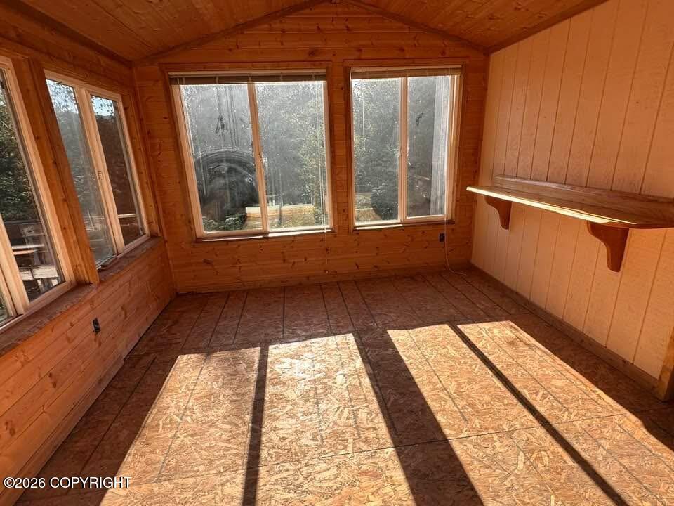 279 Shoreline Drive Property Photo 11