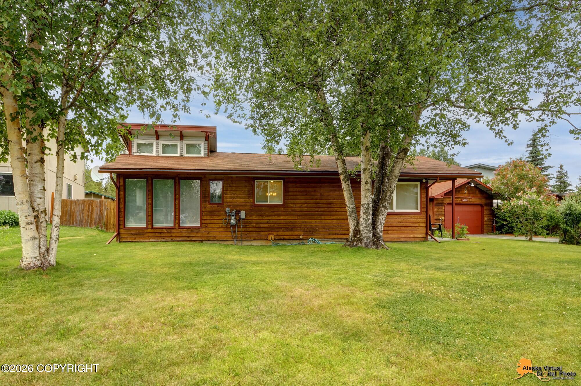 2807 W 34th Avenue Property Photo 4