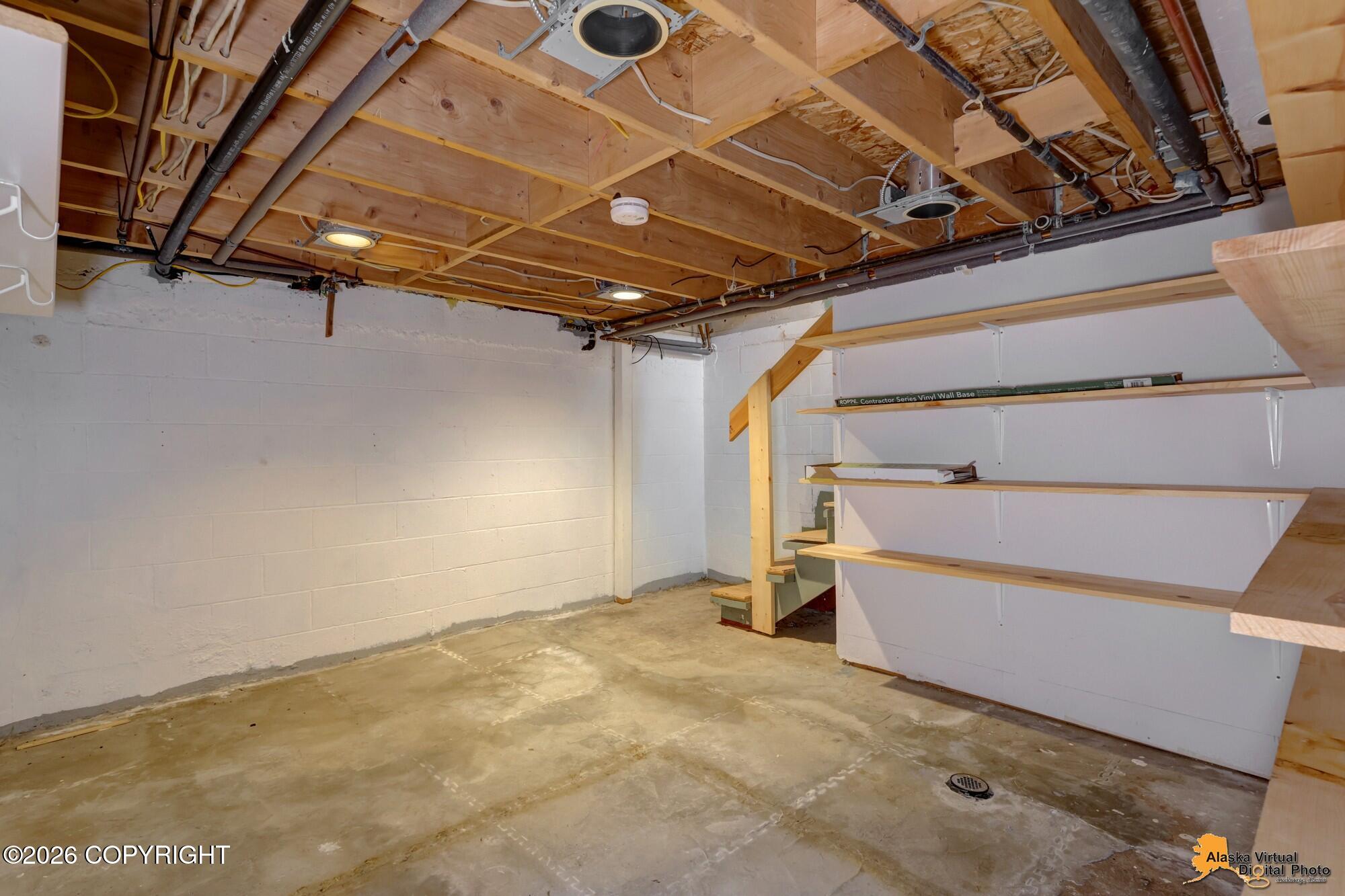 2807 W 34th Avenue Property Photo 22