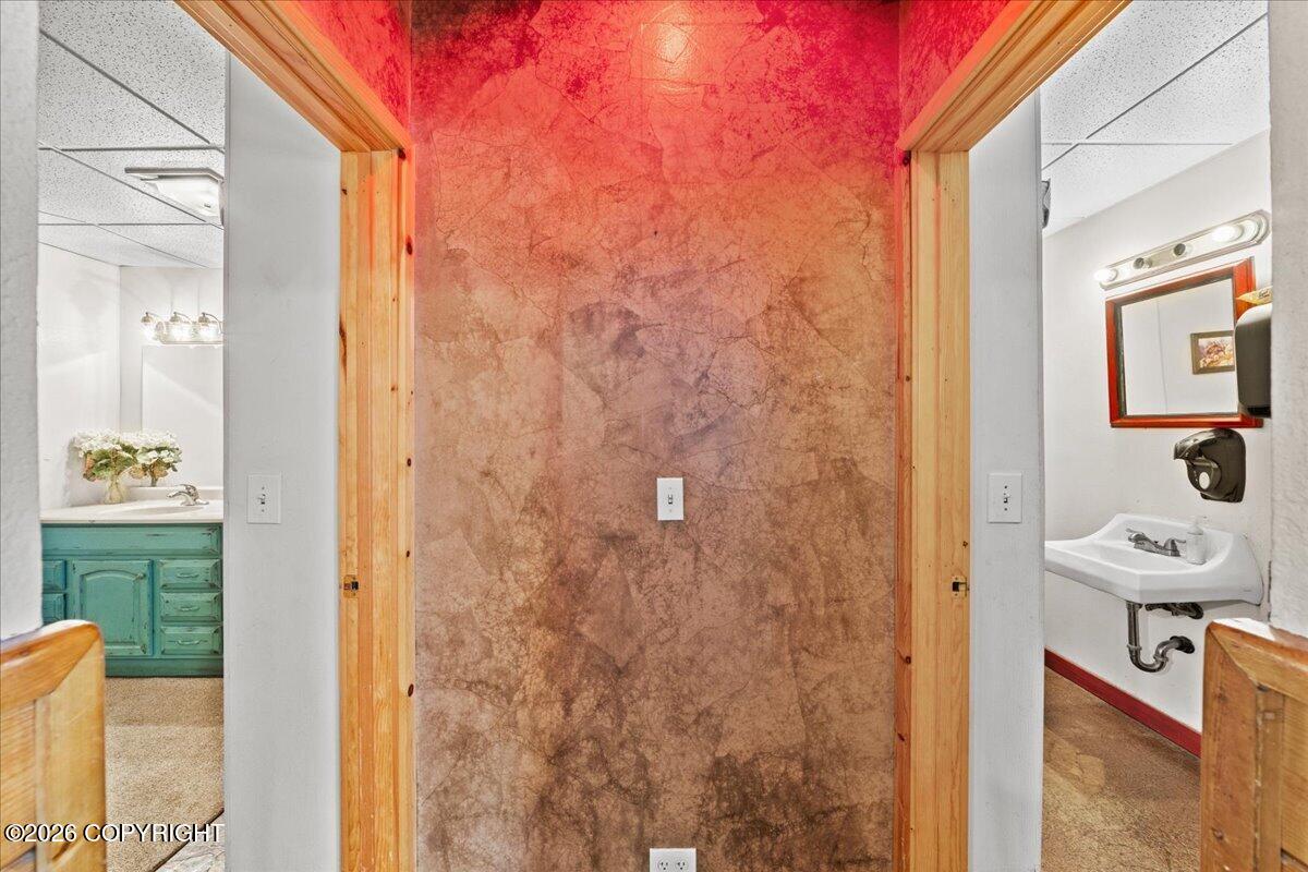 16966 W Parks Highway Property Photo 19