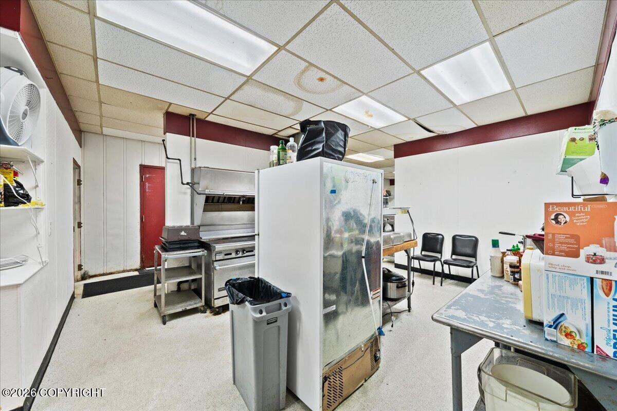 16966 W Parks Highway Property Photo 26