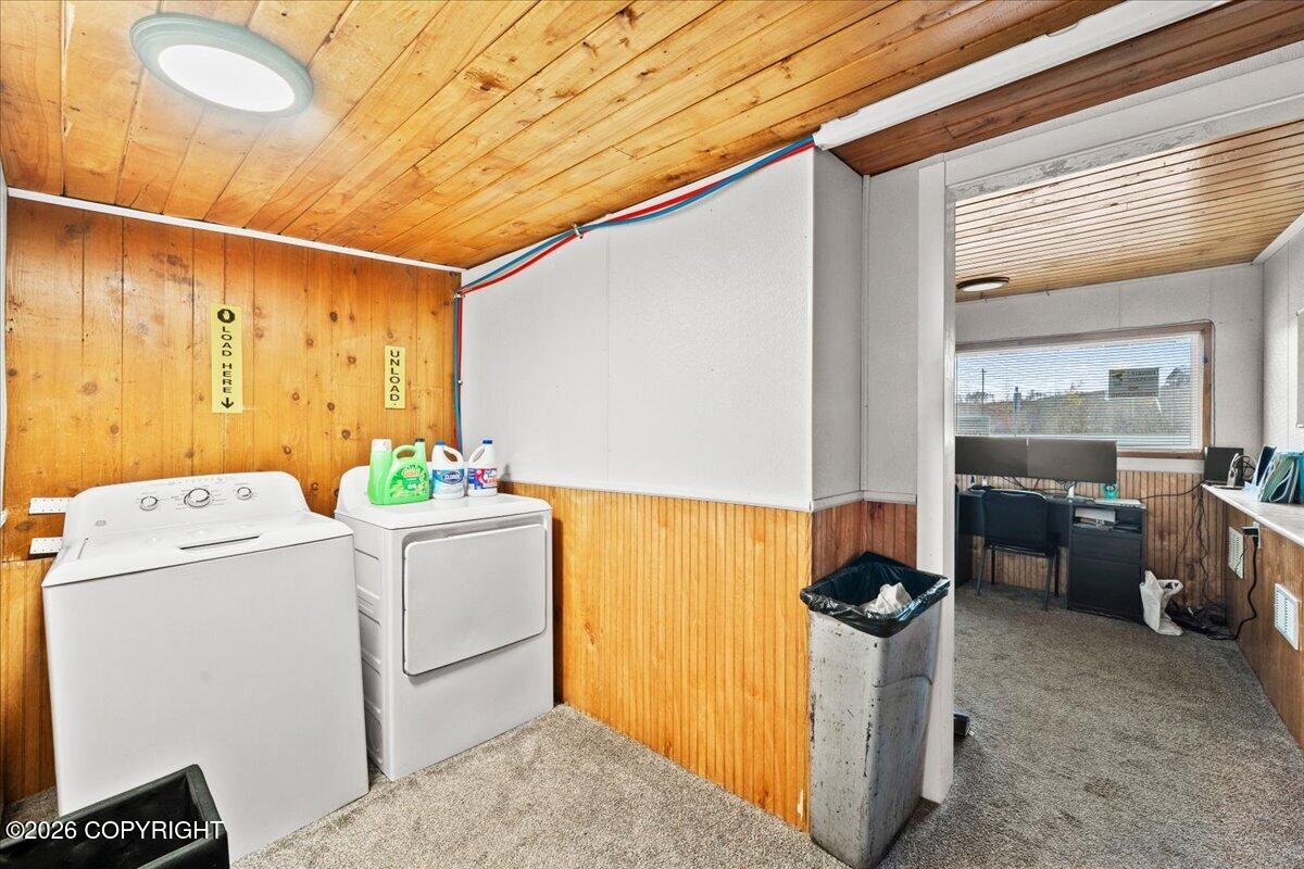 16966 W Parks Highway Property Photo 47