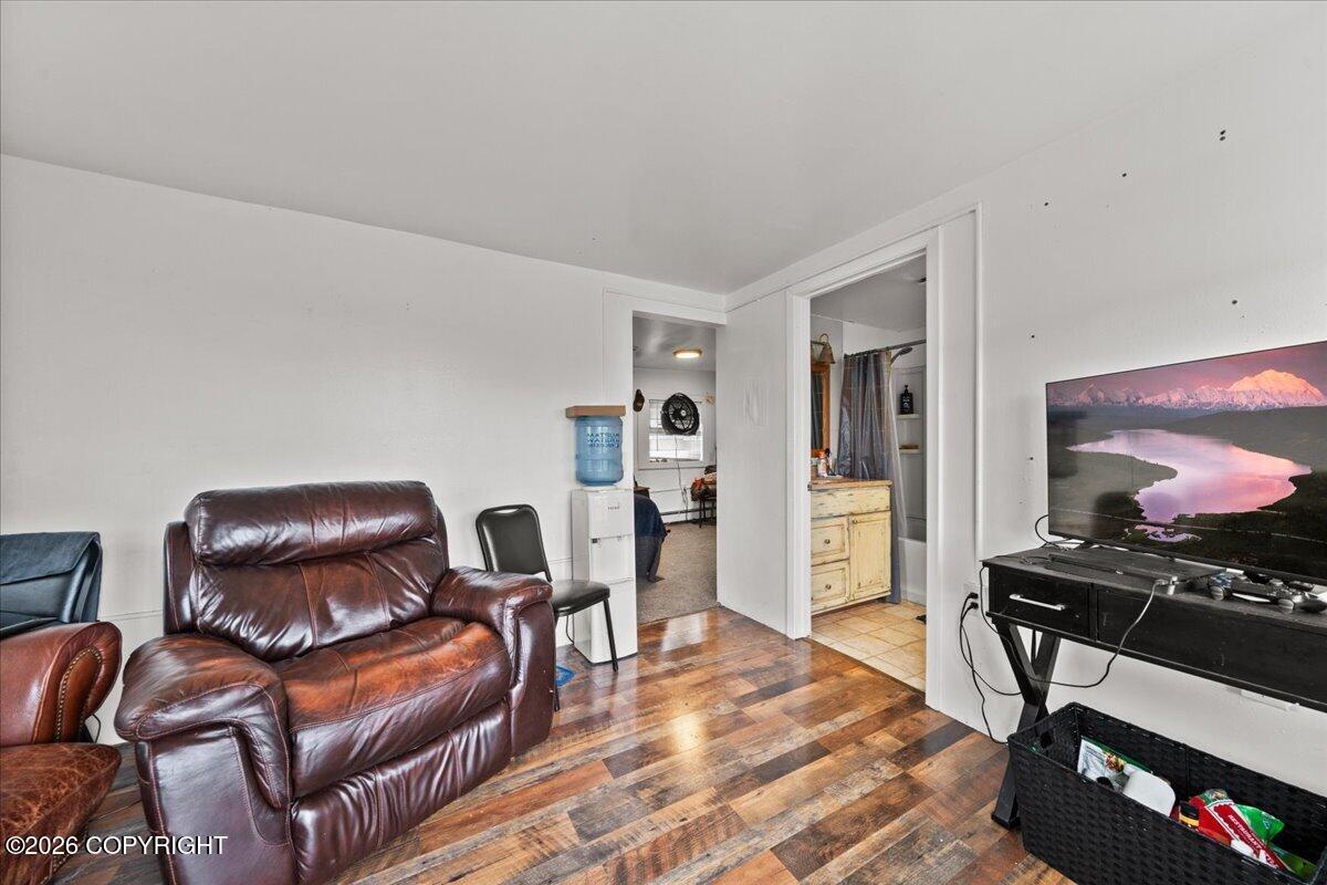 16966 W Parks Highway Property Photo 52