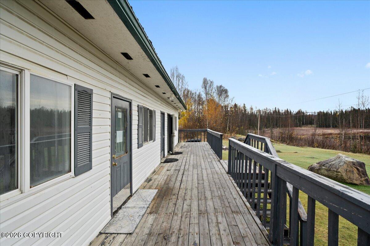 16966 W Parks Highway Property Photo 59