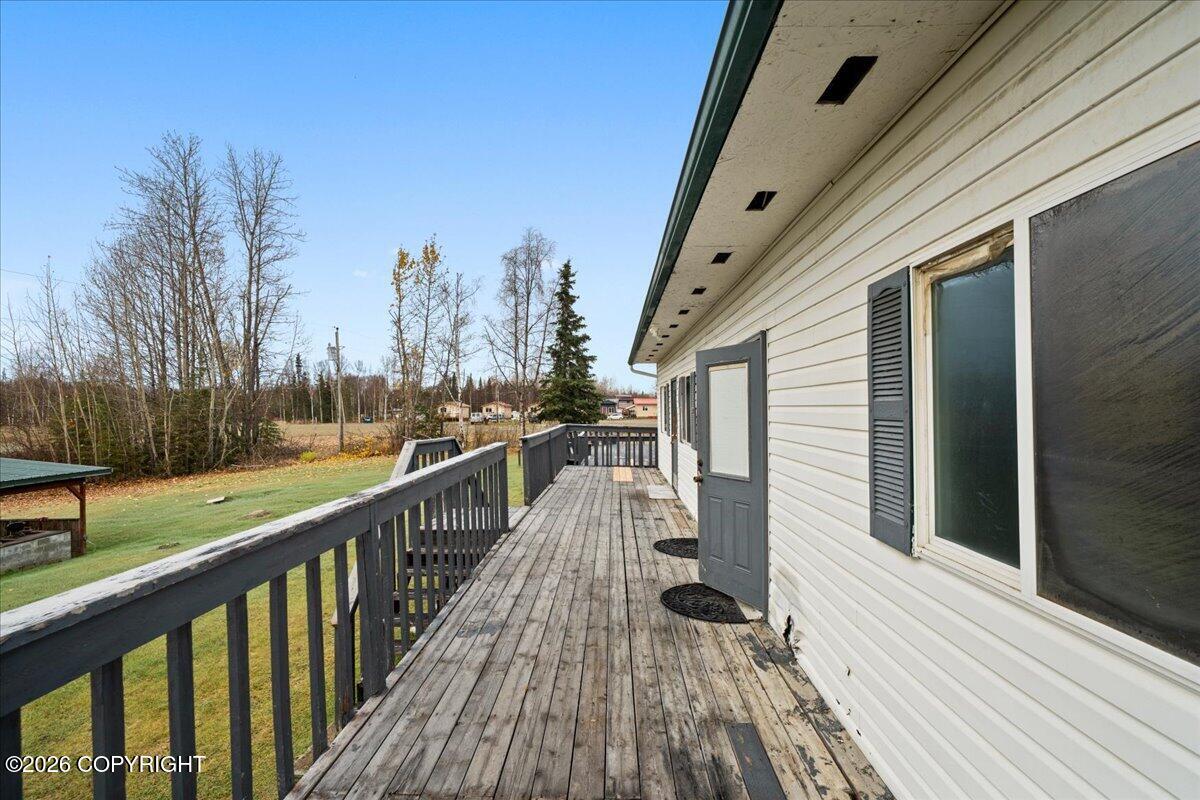 16966 W Parks Highway Property Photo 60