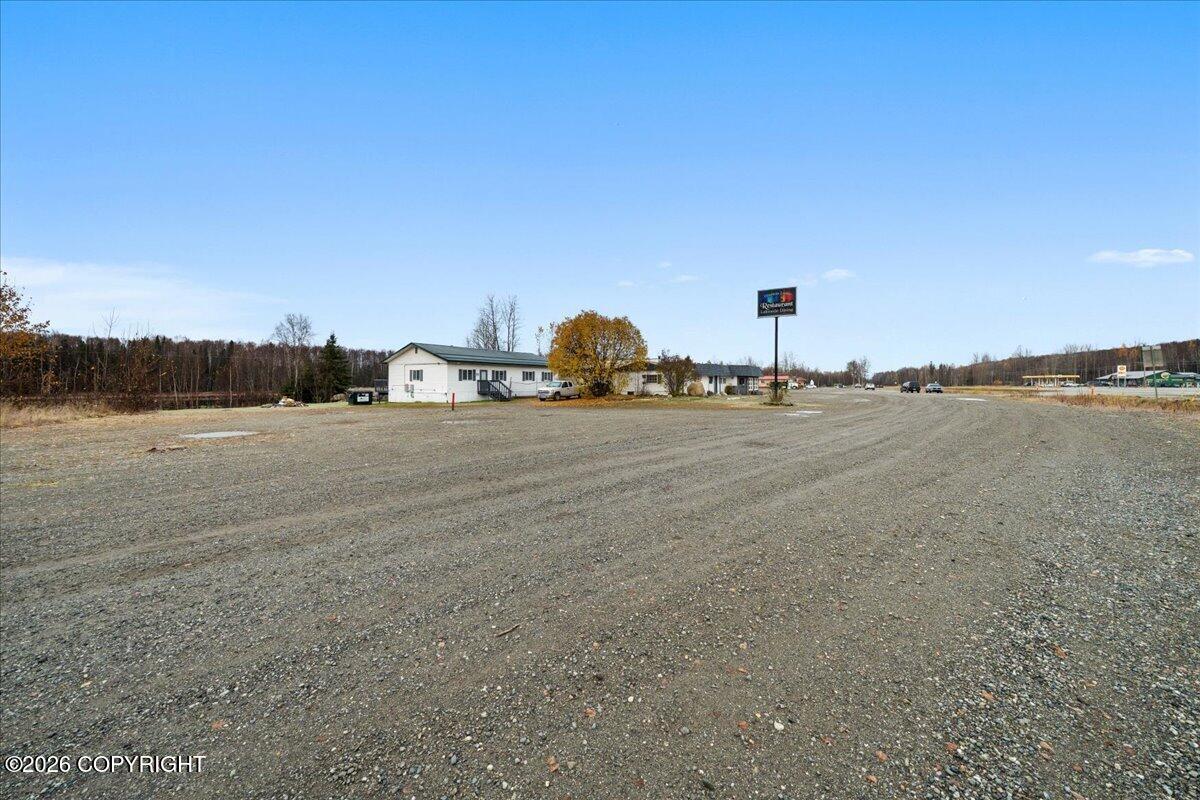 16966 W Parks Highway Property Photo 66