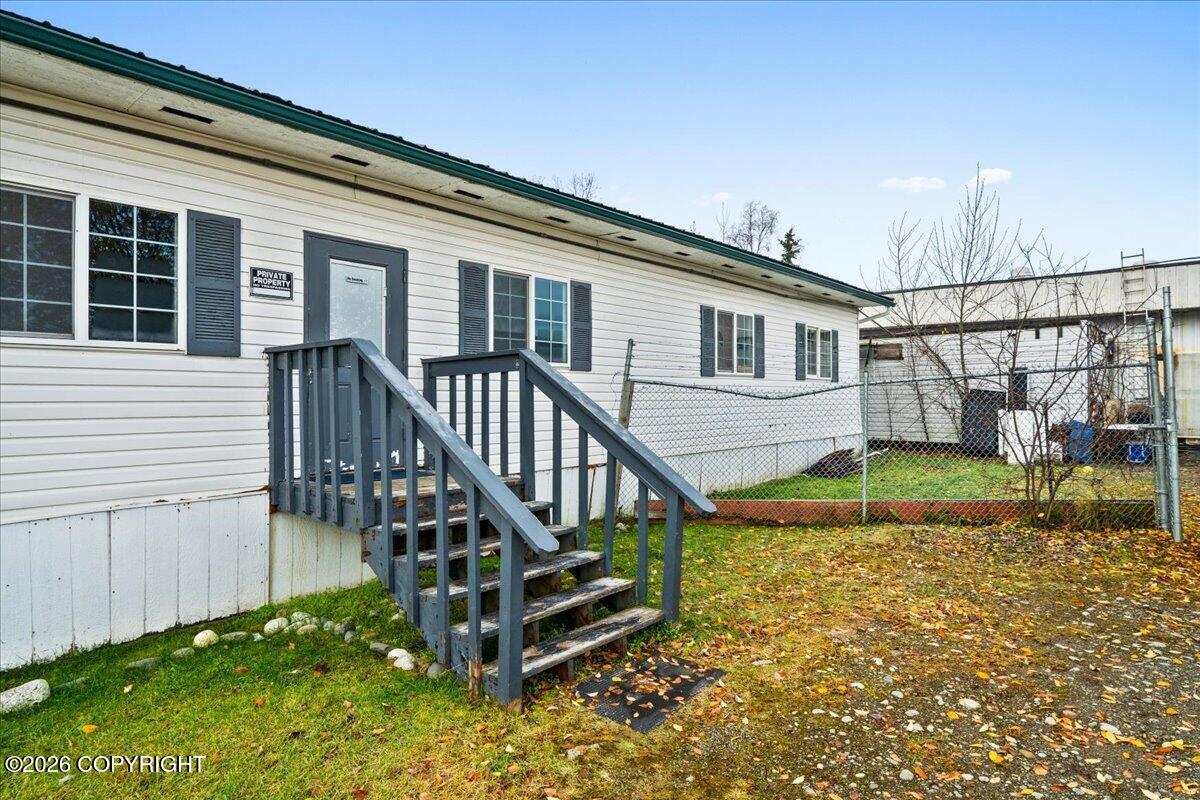 16966 W Parks Highway Property Photo 68