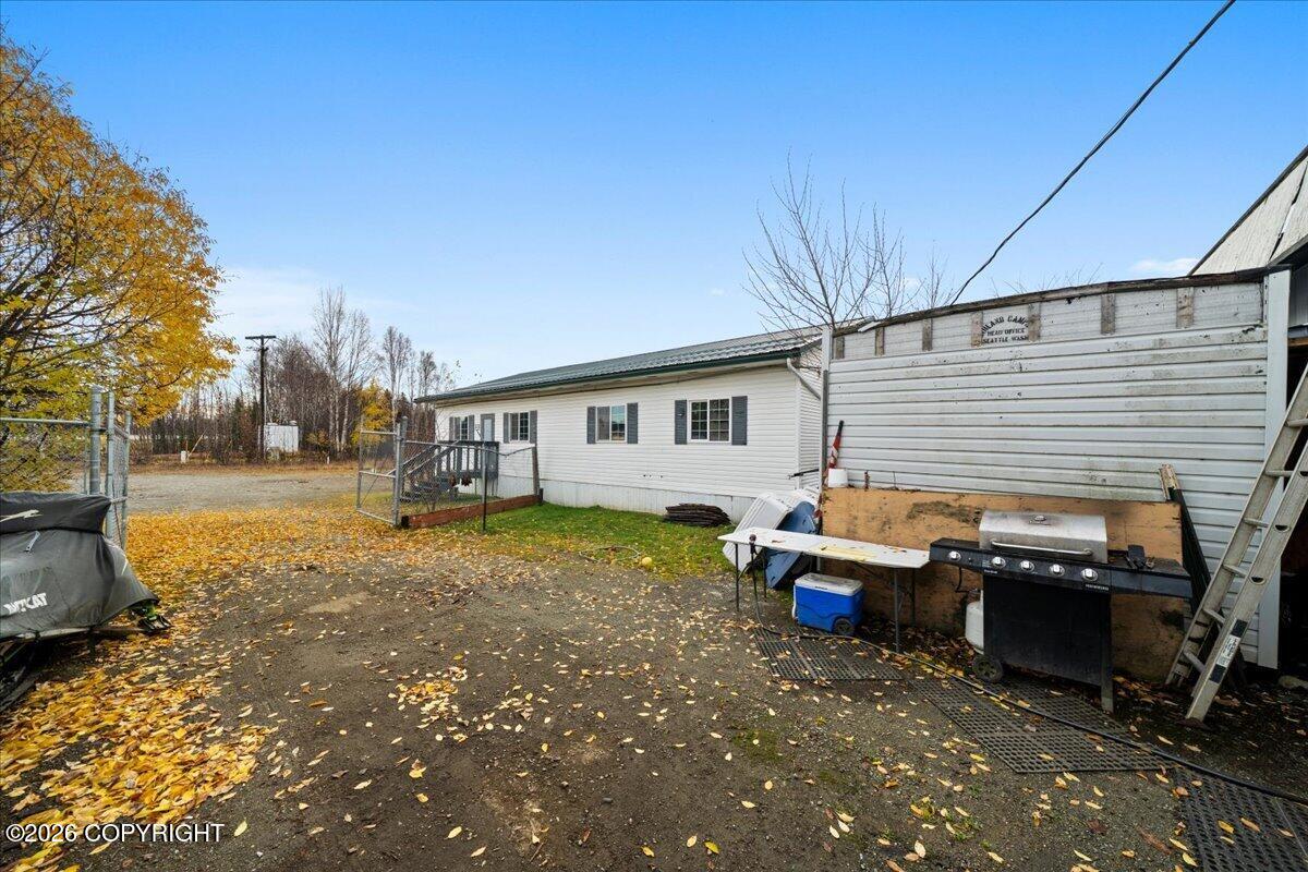 16966 W Parks Highway Property Photo 69
