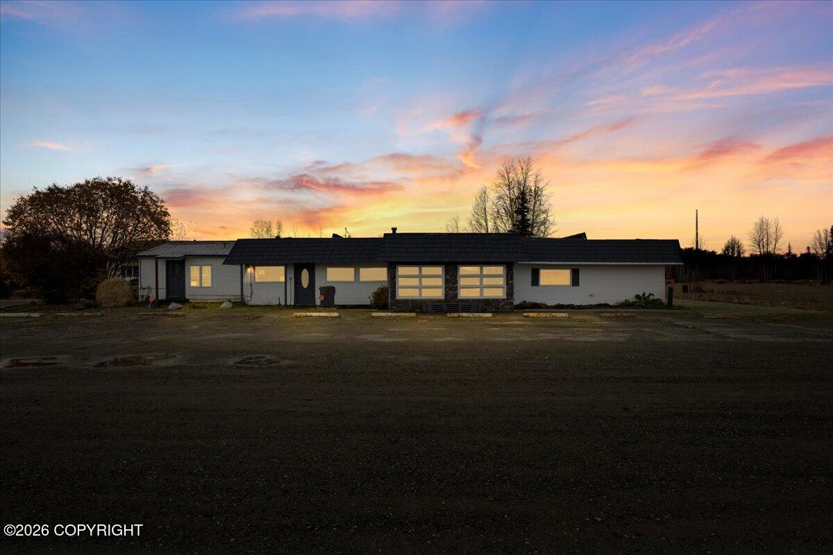 16966 W Parks Highway Property Photo 85