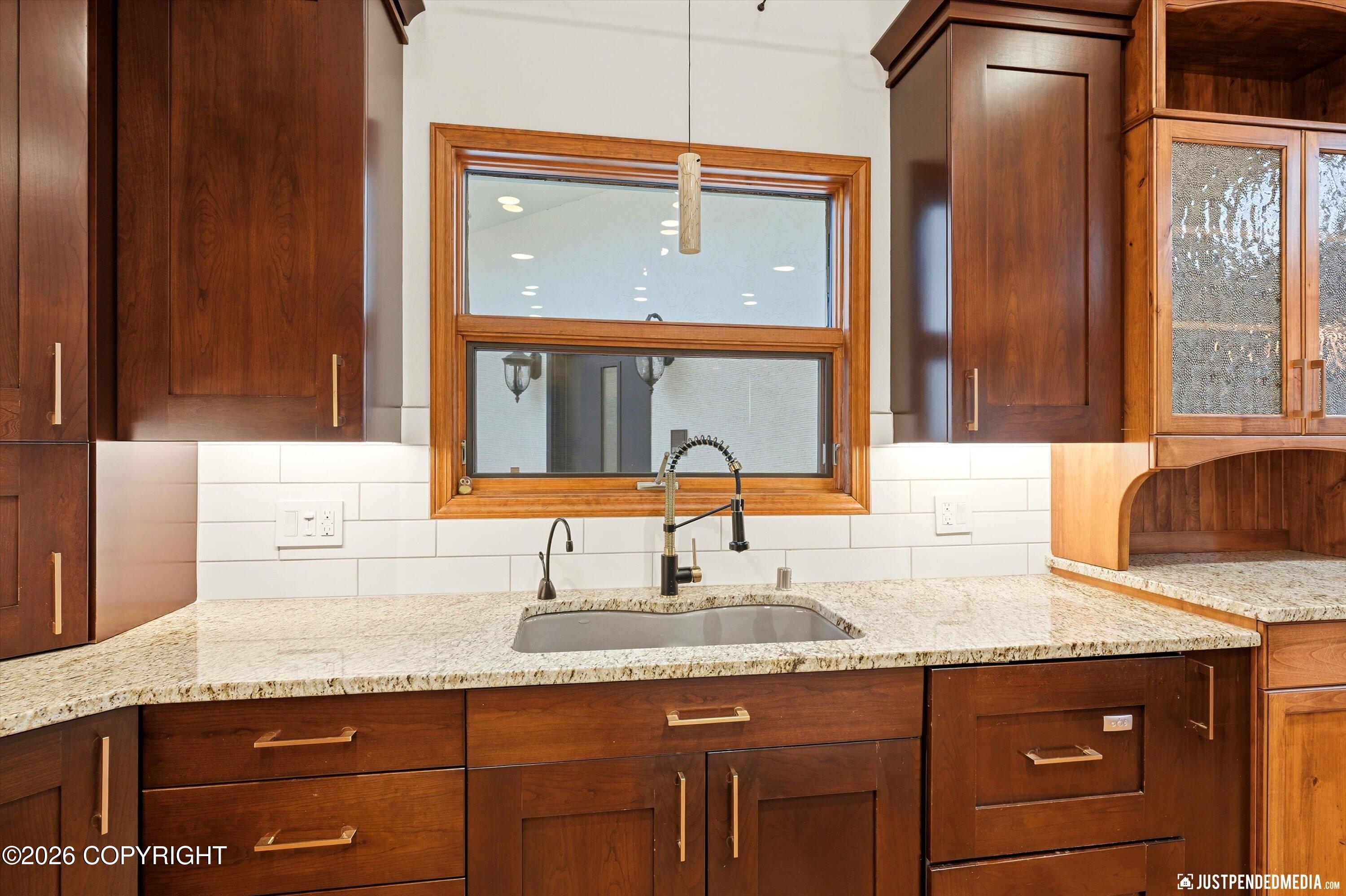 5870 Alpine Woods Drive Property Photo 45