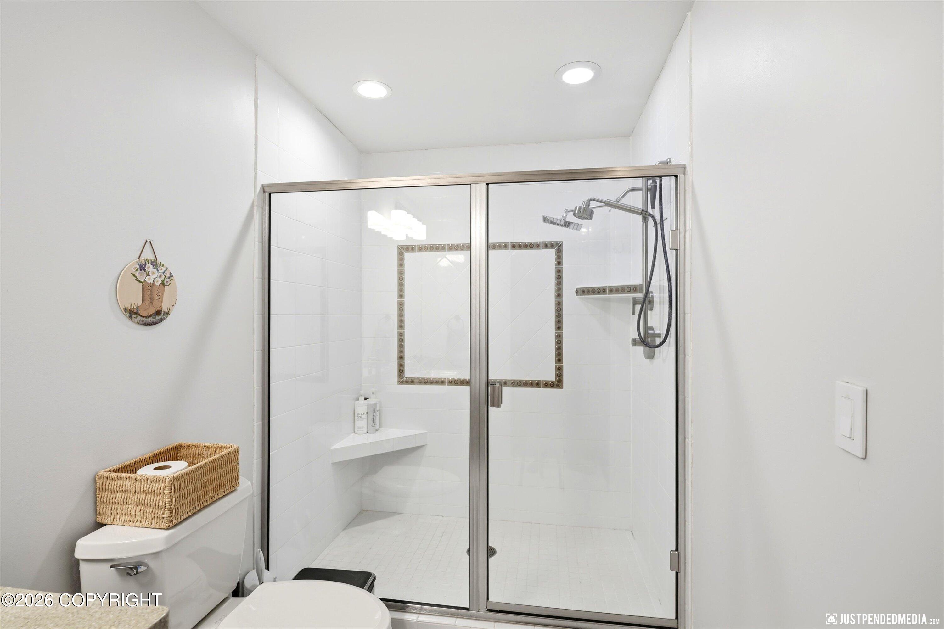5870 Alpine Woods Drive Property Photo 60