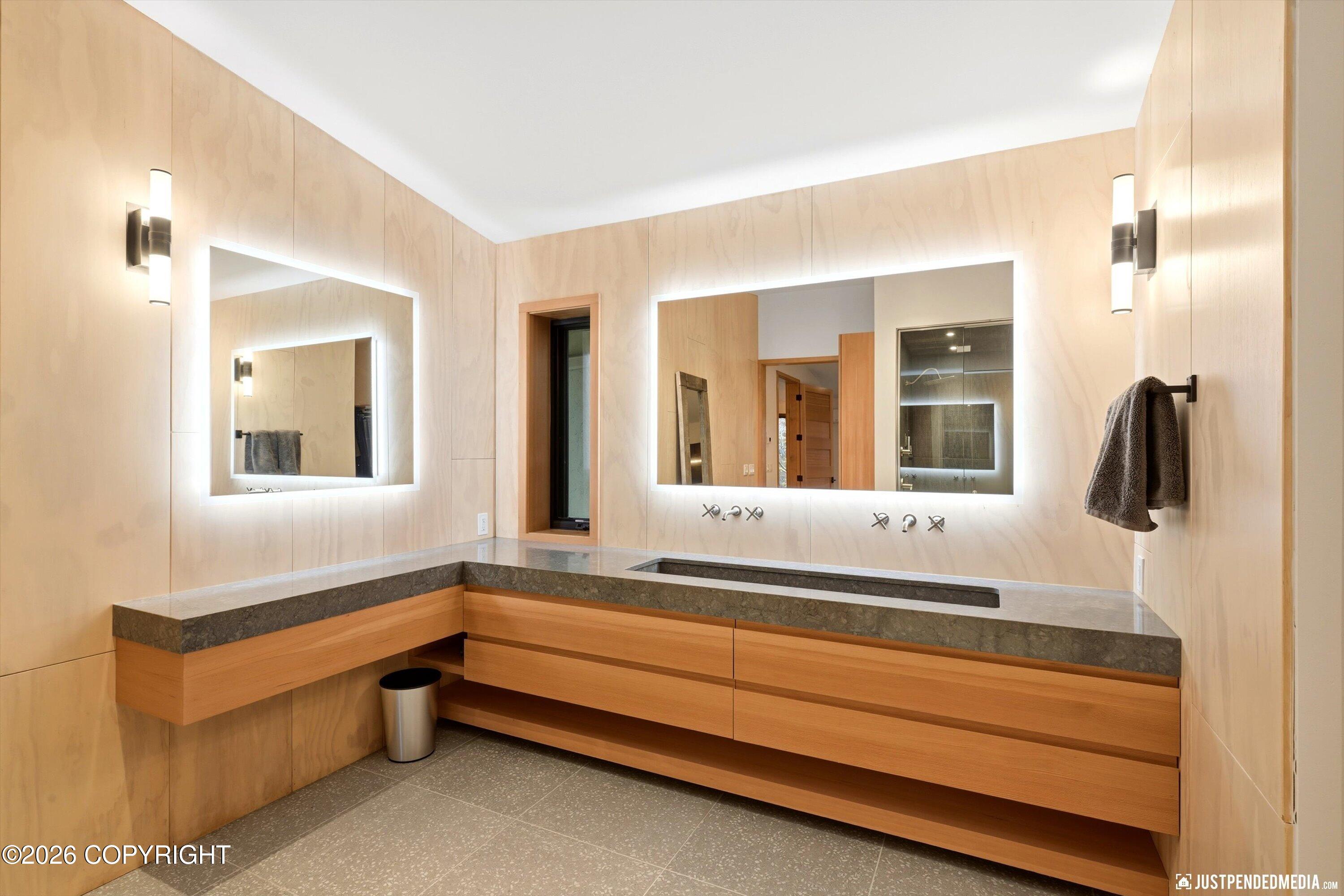 5870 Alpine Woods Drive Property Photo 85