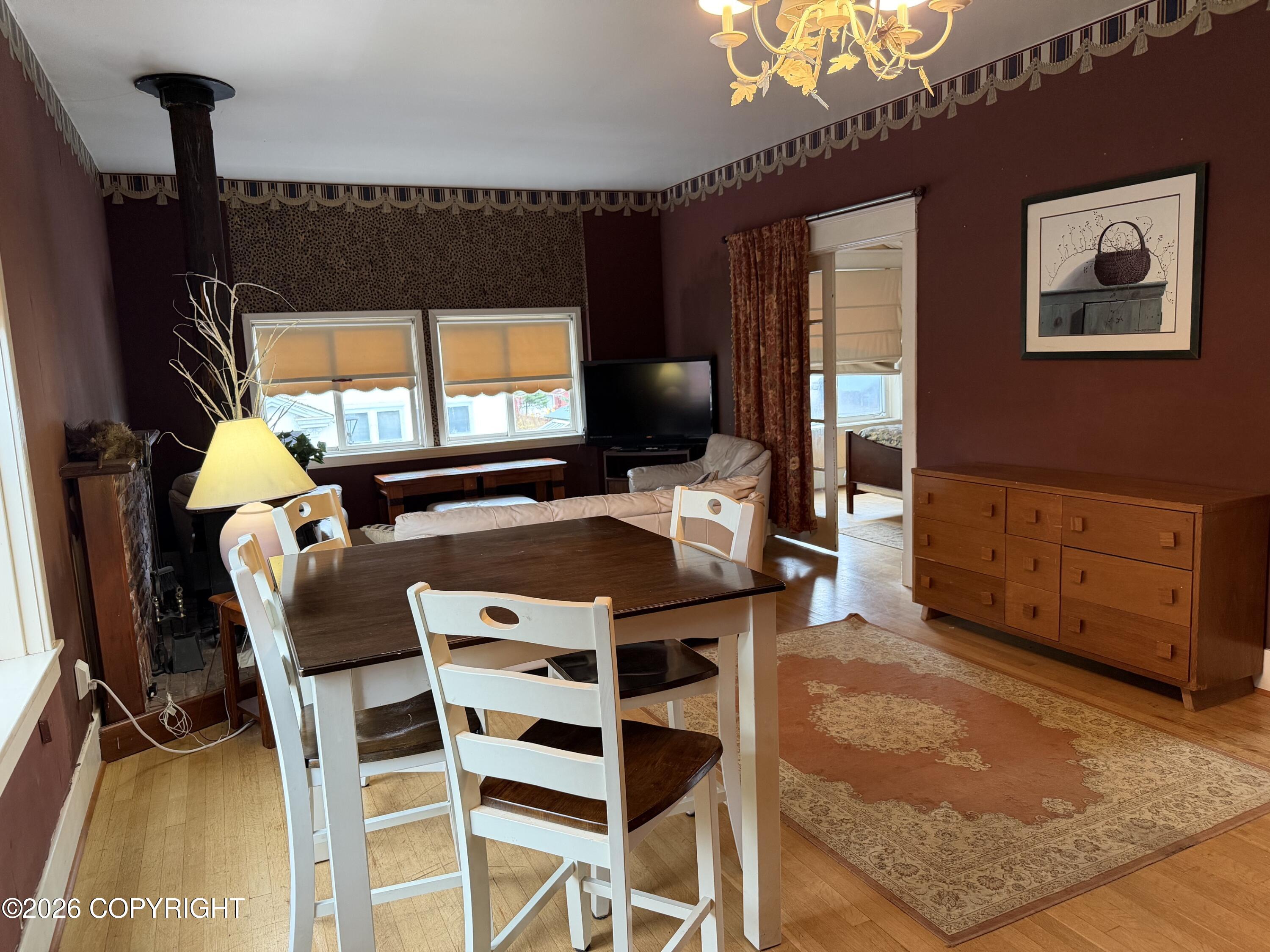 401 1st Street Property Photo 11