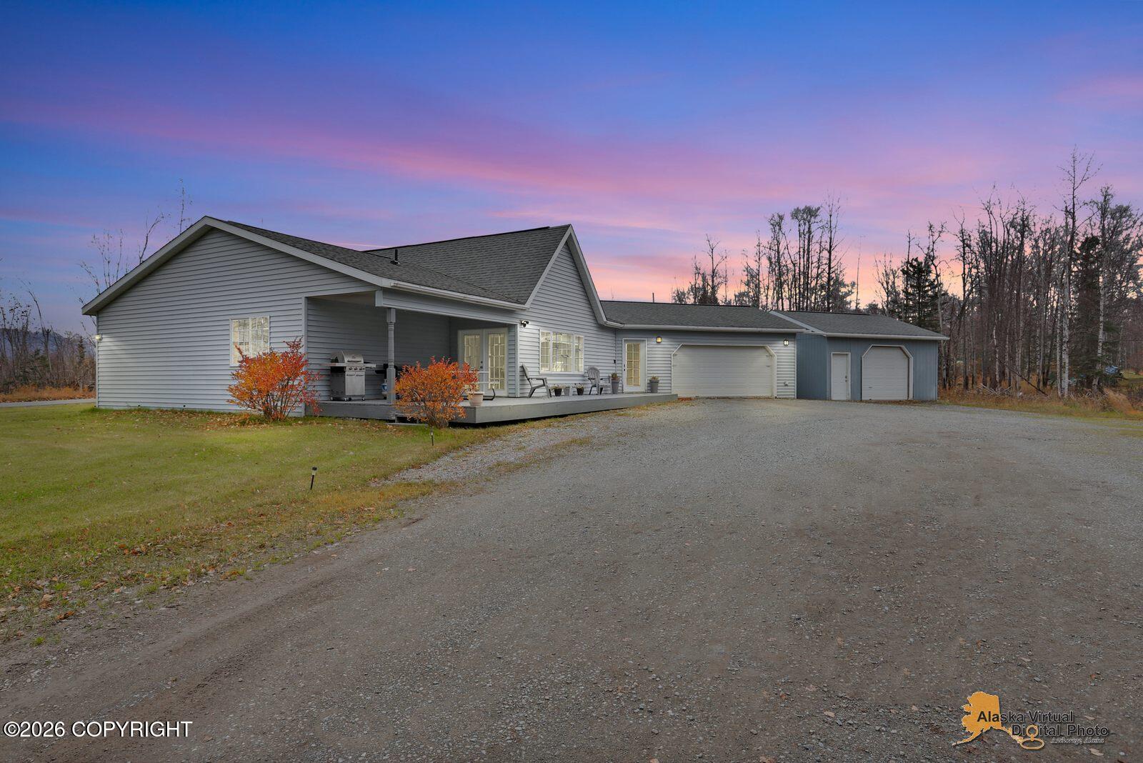 1561 N Tulip Circle Property Photo 1