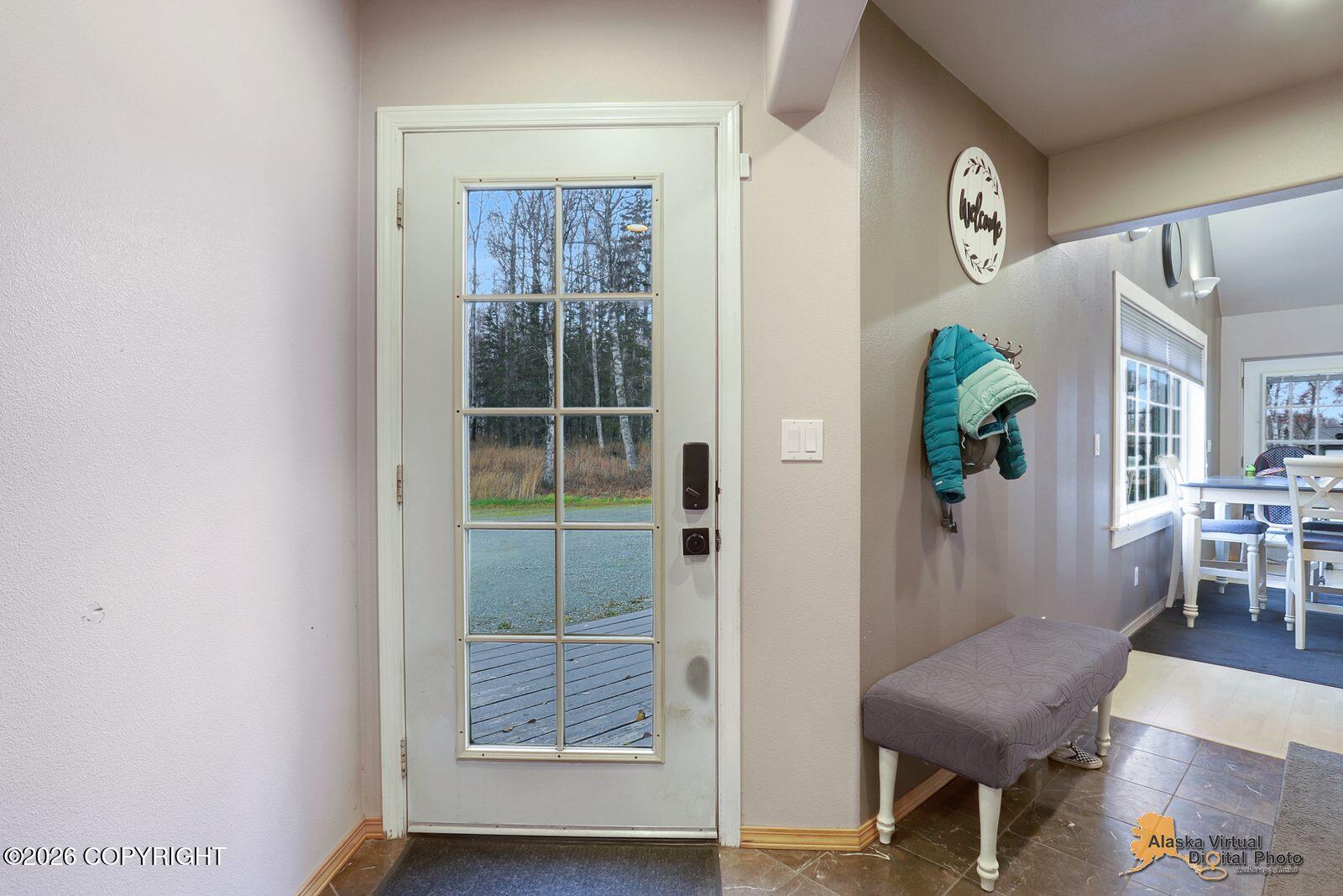 1561 N Tulip Circle Property Photo 6