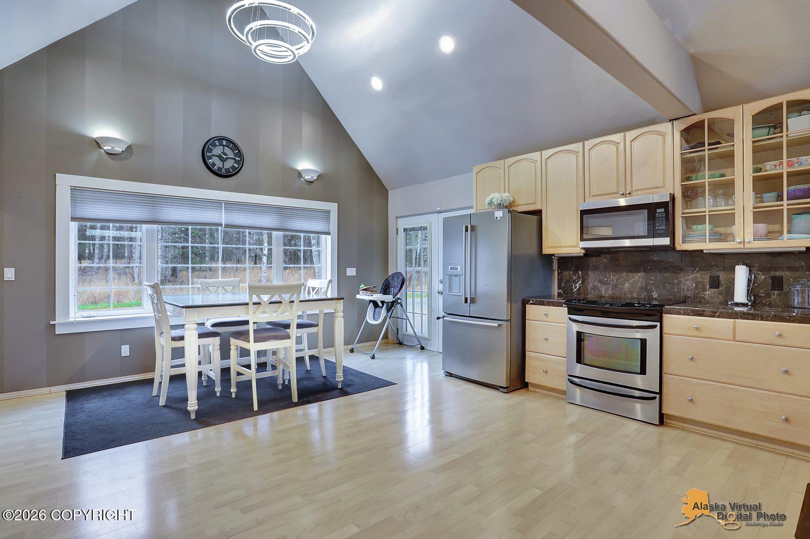 1561 N Tulip Circle Property Photo 10