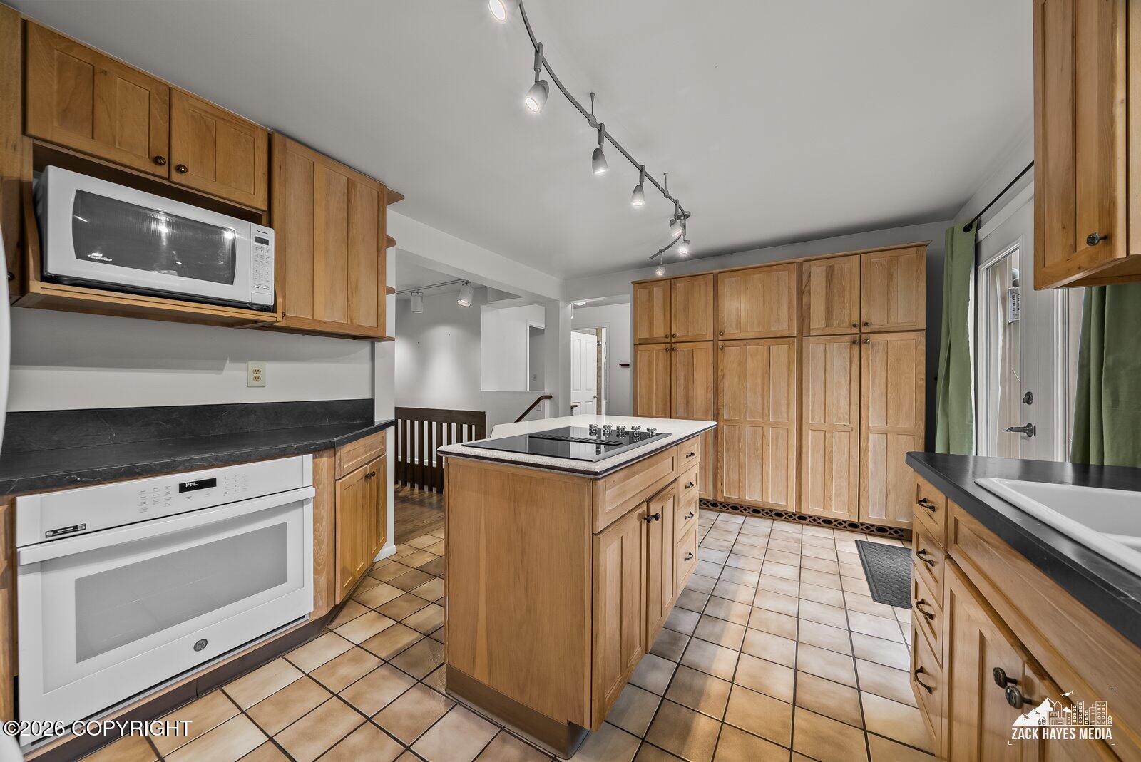 3104 Brookside Drive Property Photo 13