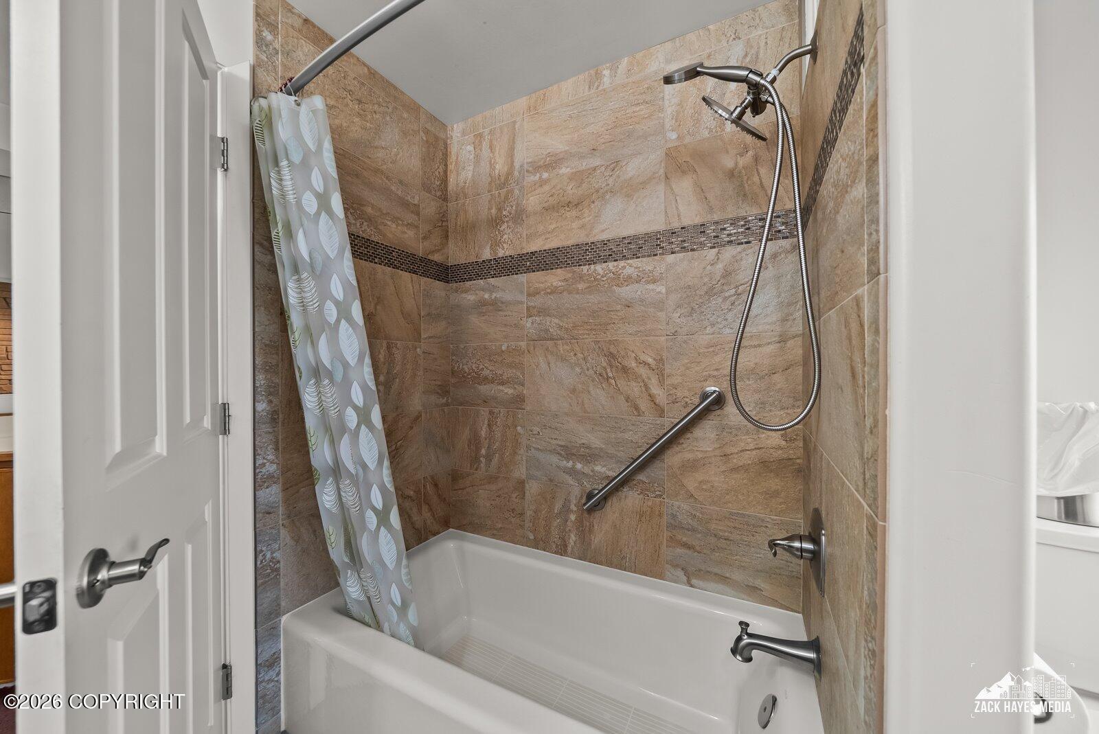 3104 Brookside Drive Property Photo 34