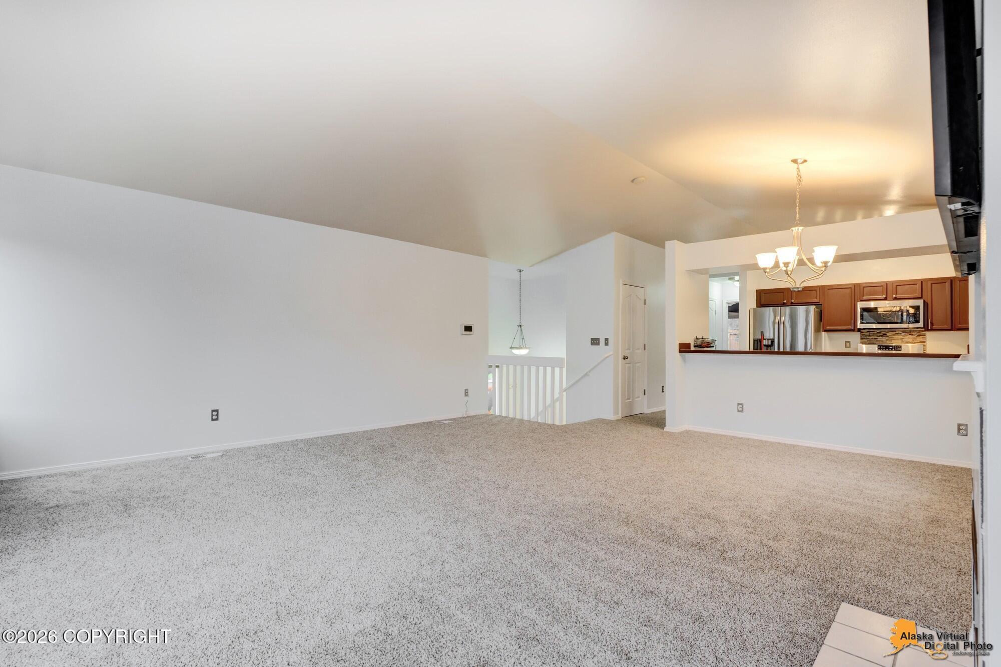 8915 Birch Park Circle Property Photo 6