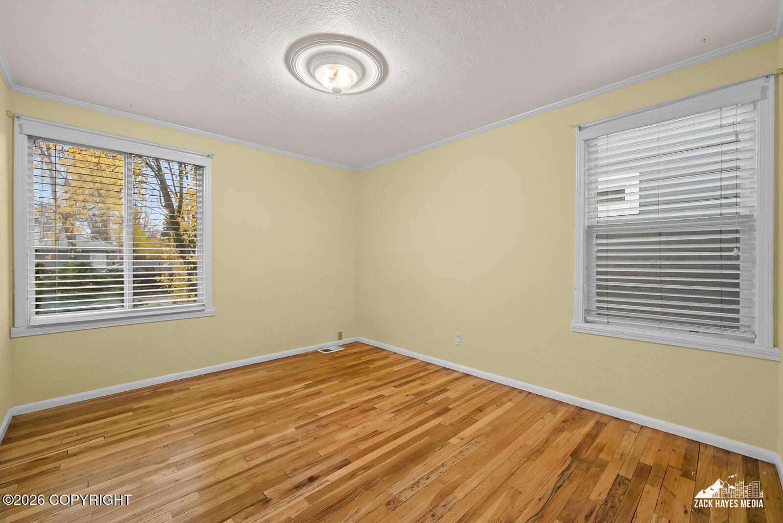 2519 Crestwood Street Property Photo 19