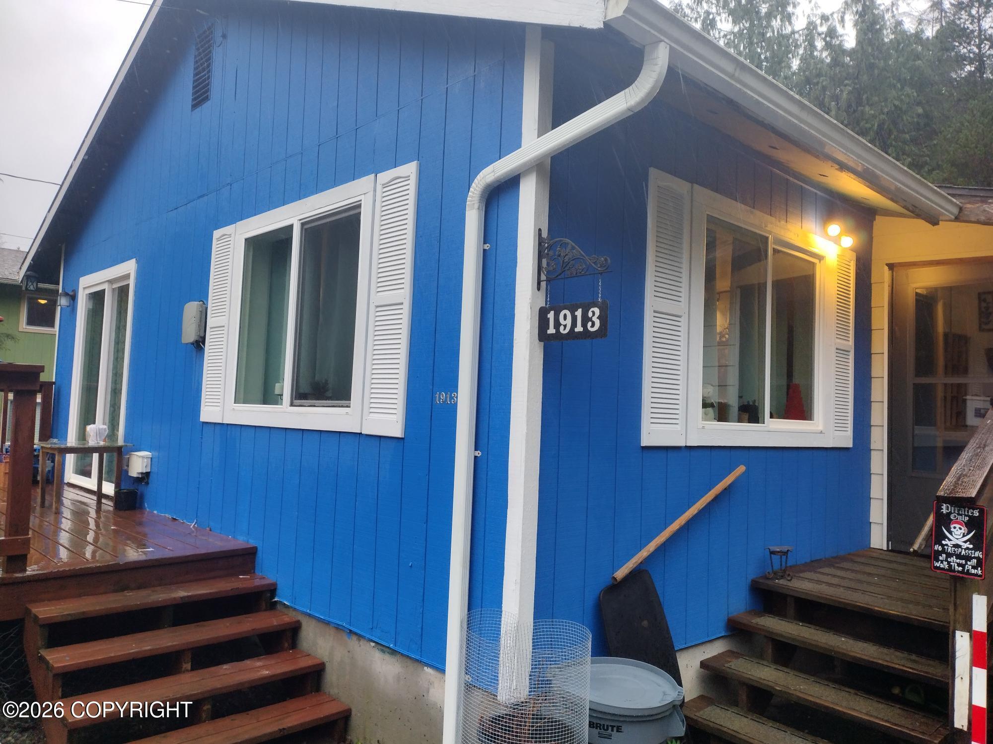 1913 Cub Court Property Photo 1