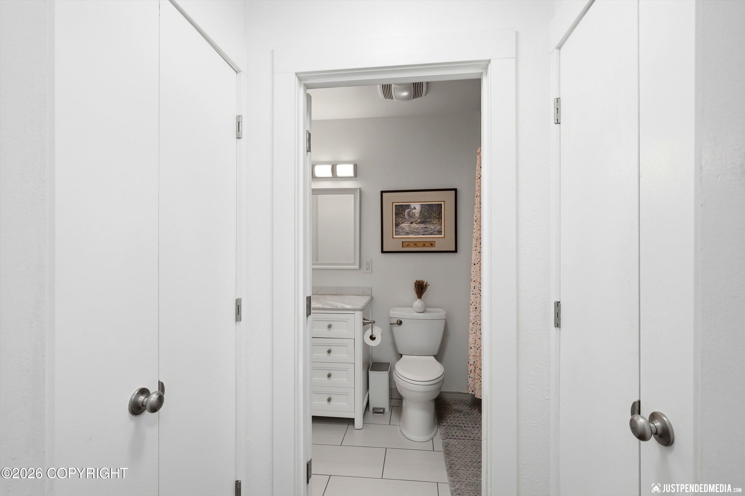 615 W 42nd Avenue Property Photo 14
