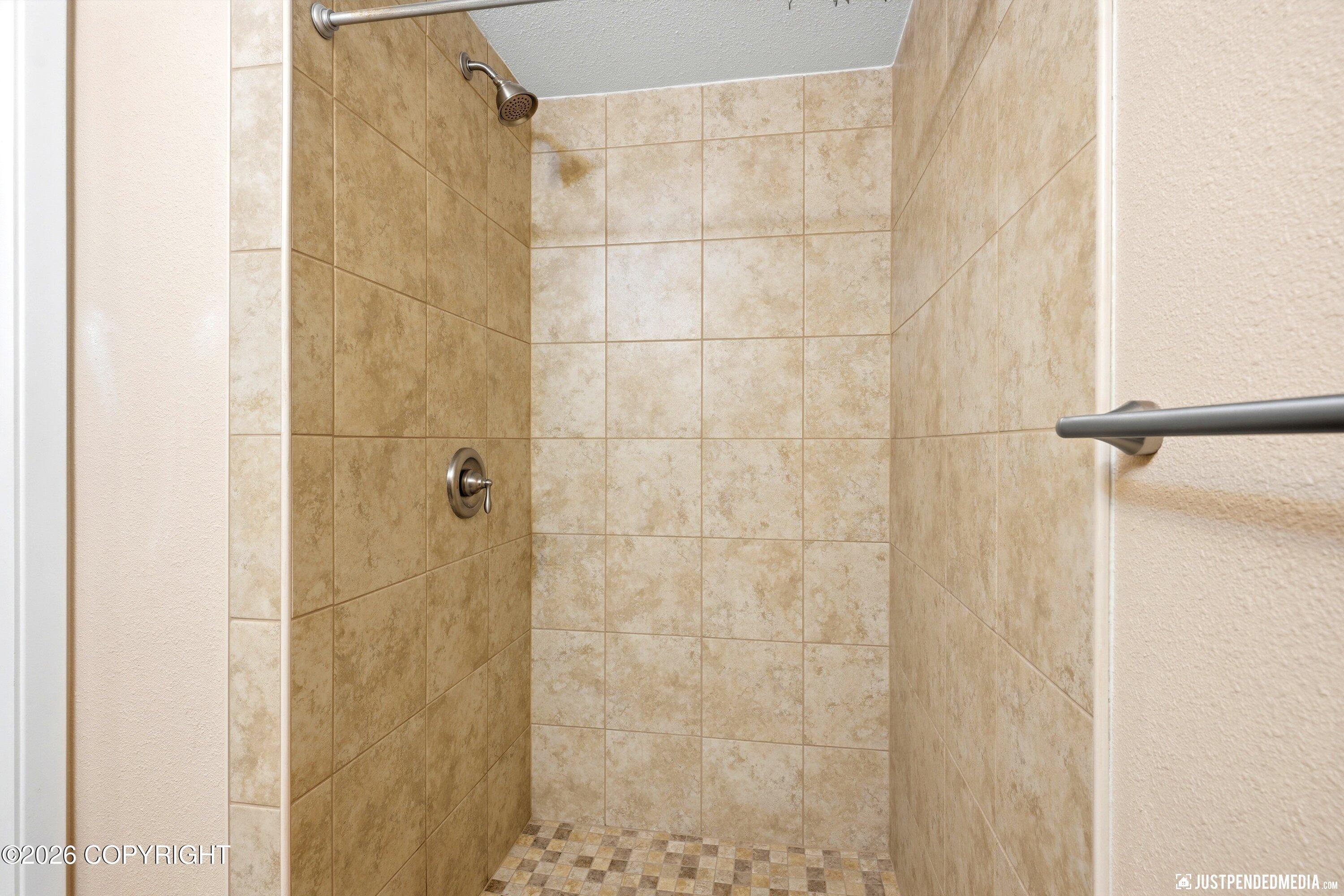615 W 42nd Avenue Property Photo 29