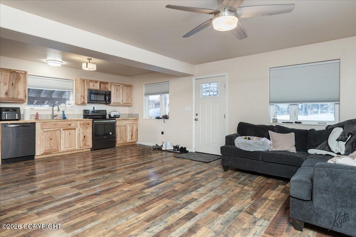 3395 Hub Road Property Photo 12