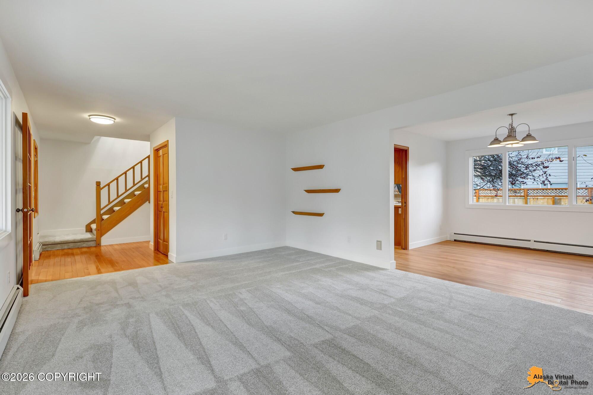 2330 Yorkshire Lane Property Photo 9