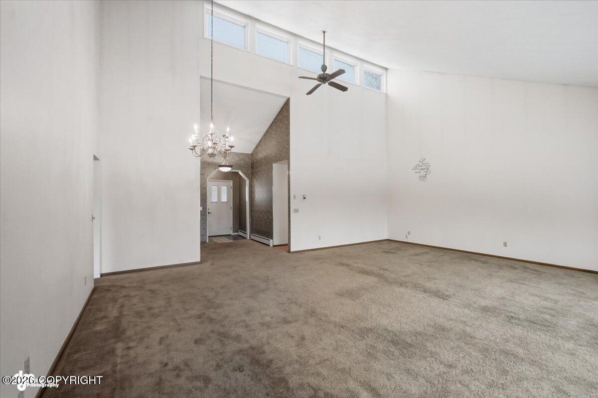 2560 E Parks Highway Property Photo 10