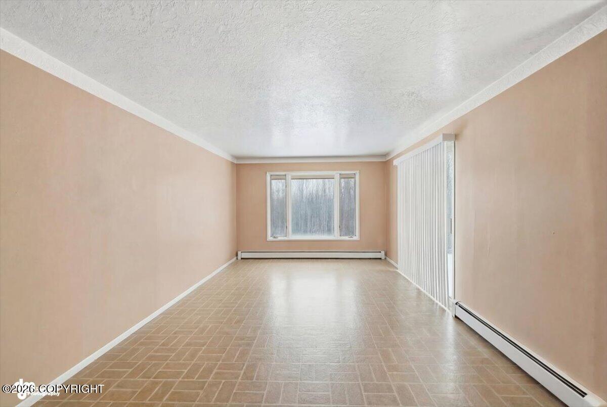 2560 E Parks Highway Property Photo 24