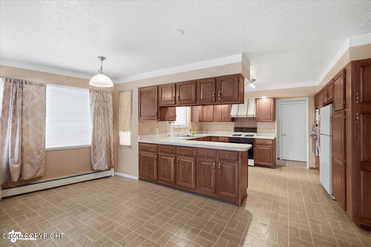 2560 E Parks Highway Property Photo 26