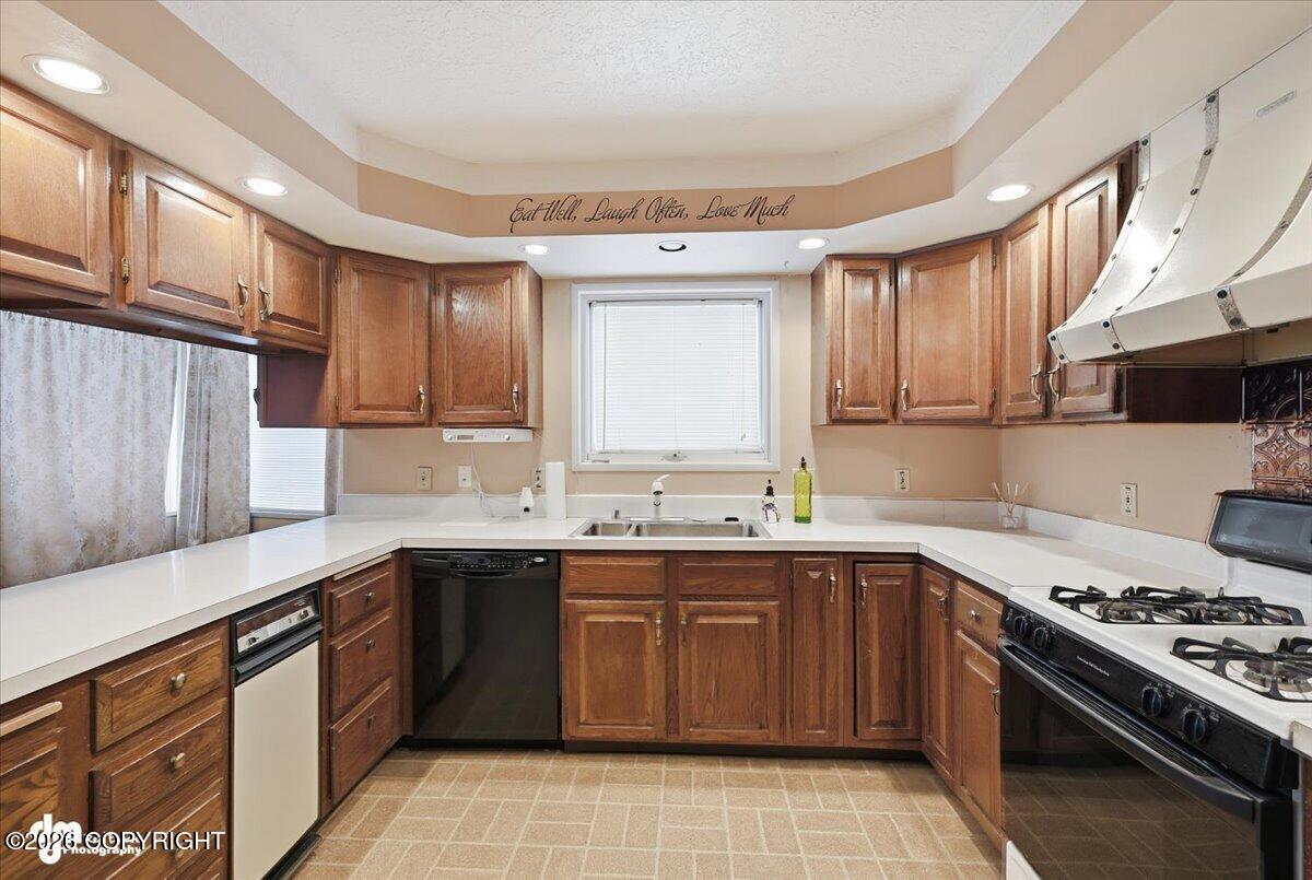 2560 E Parks Highway Property Photo 29