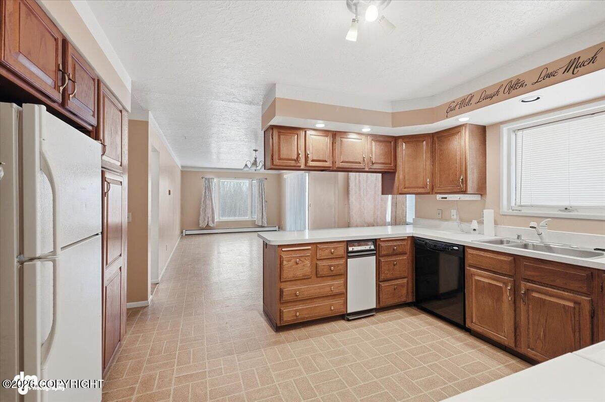 2560 E Parks Highway Property Photo 31