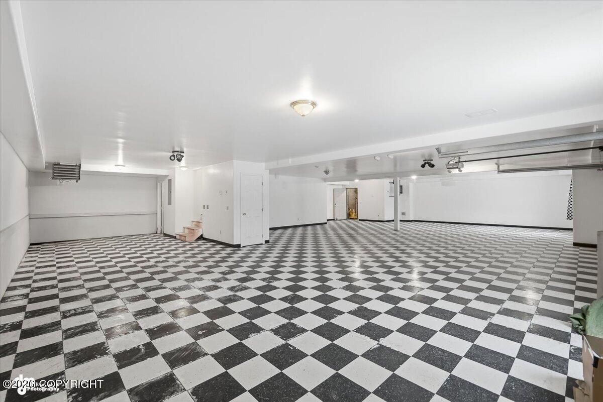 2560 E Parks Highway Property Photo 39