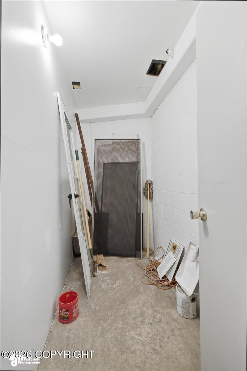 2560 E Parks Highway Property Photo 47