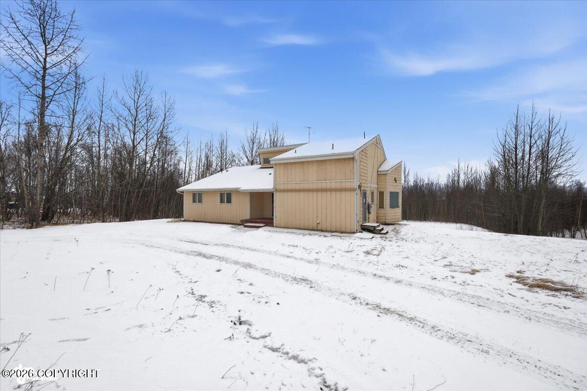 2560 E Parks Highway Property Photo 49