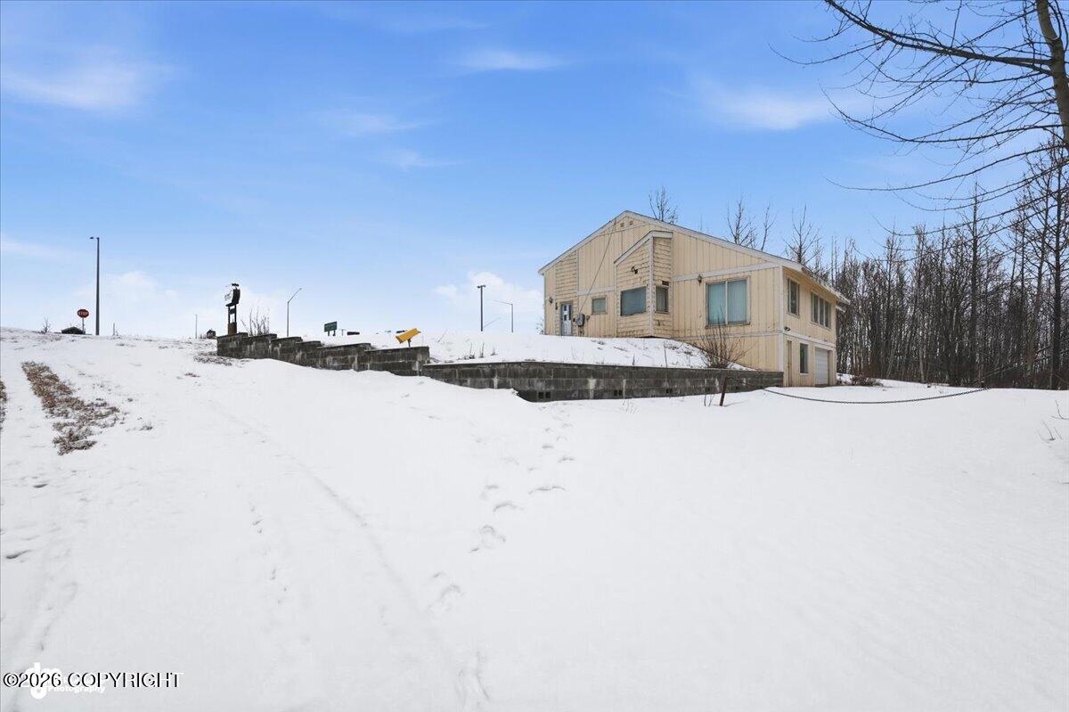 2560 E Parks Highway Property Photo 56