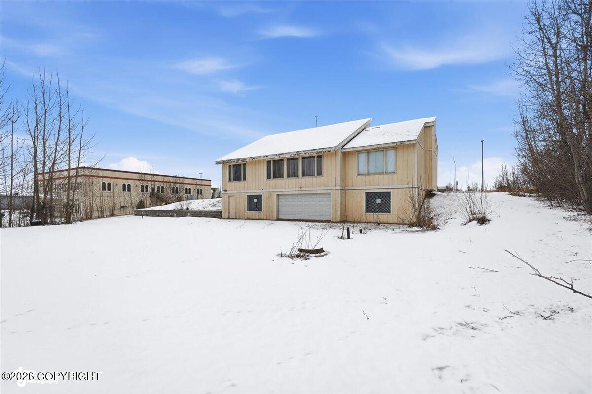 2560 E Parks Highway Property Photo 64