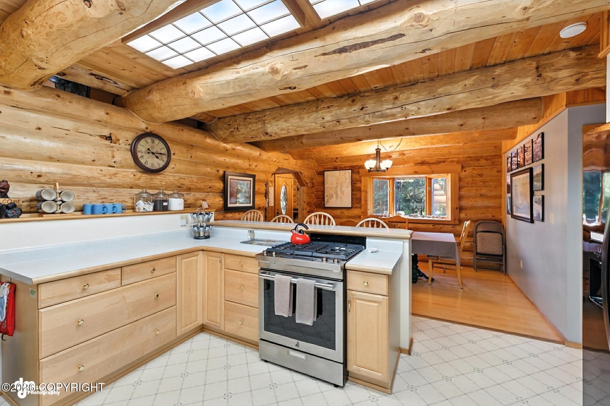 10411 Bearpaw Drive Property Photo 14