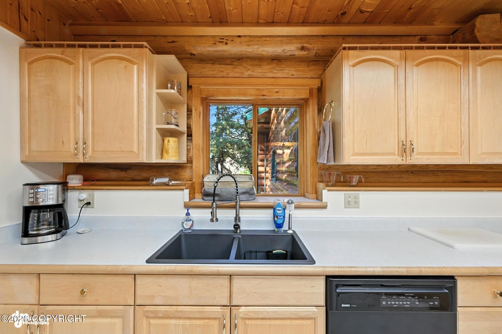 10411 Bearpaw Drive Property Photo 16