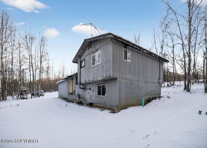 19535 Spruce Drive Property Photo 1
